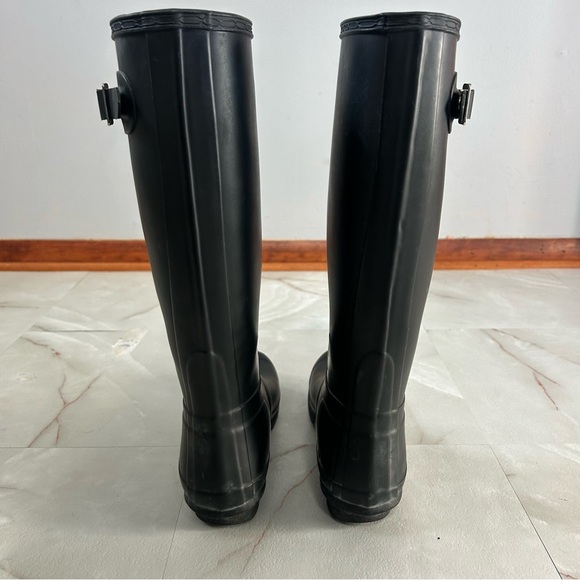 Hunter Tall Black Rain Boots Size 7 - Picture 5 of 6